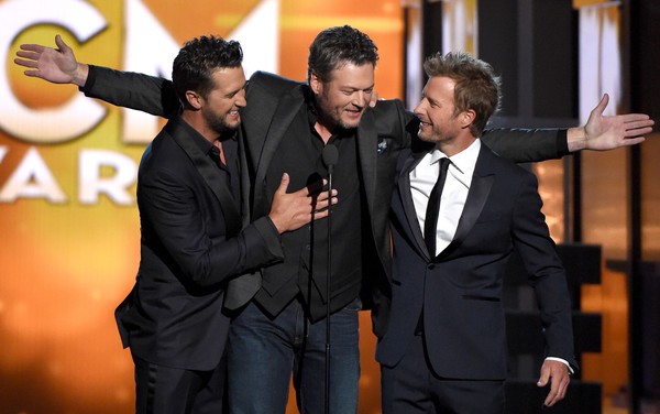 Celeb Secrets Country Breaks Down the 51st Academy of Country Music Awards – Full Recap!