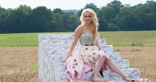 RaeLynn Leaves Big Machine Label Group and Announces Plans For New Music