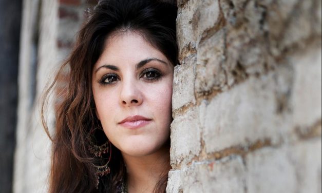 Rising Star Tawnya Reynolds Talk New EP “8 Track”, NBC’s “The Voice & Gives Advice – Exclusive Q&A