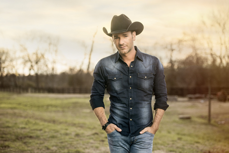 Craig Campbell to Host 4th Annual Celebrity Cornhole Challenge During CMA Fest – DETAILS!