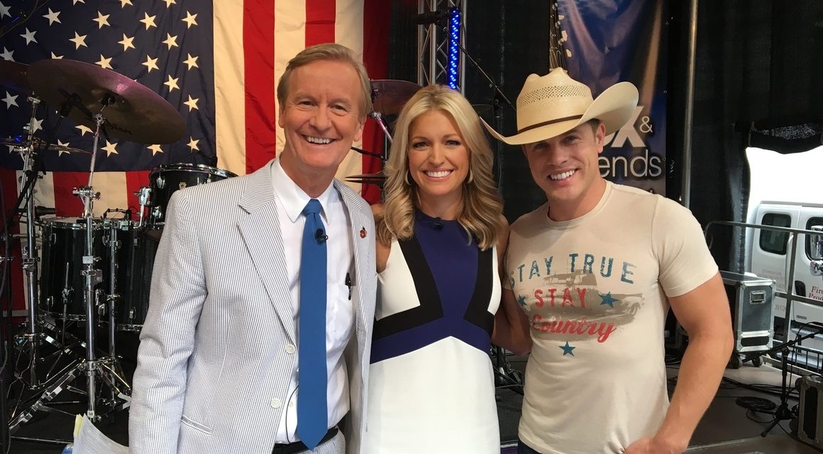Dustin Lynch Kicks off MDW with Special Concert at FOX & Friends
