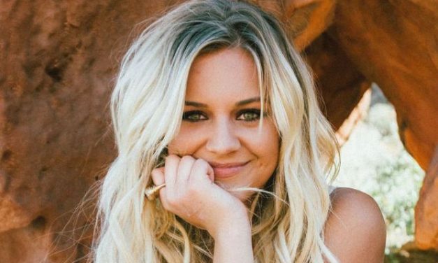 Kelsea Ballerini to Appear at Teen Choice 2016 This Weekend & Perform at the Bluebird Cafe Next Month