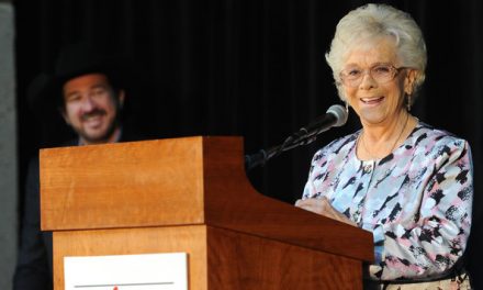 Country Music Legend, Jean Shepard Passes Away at 82