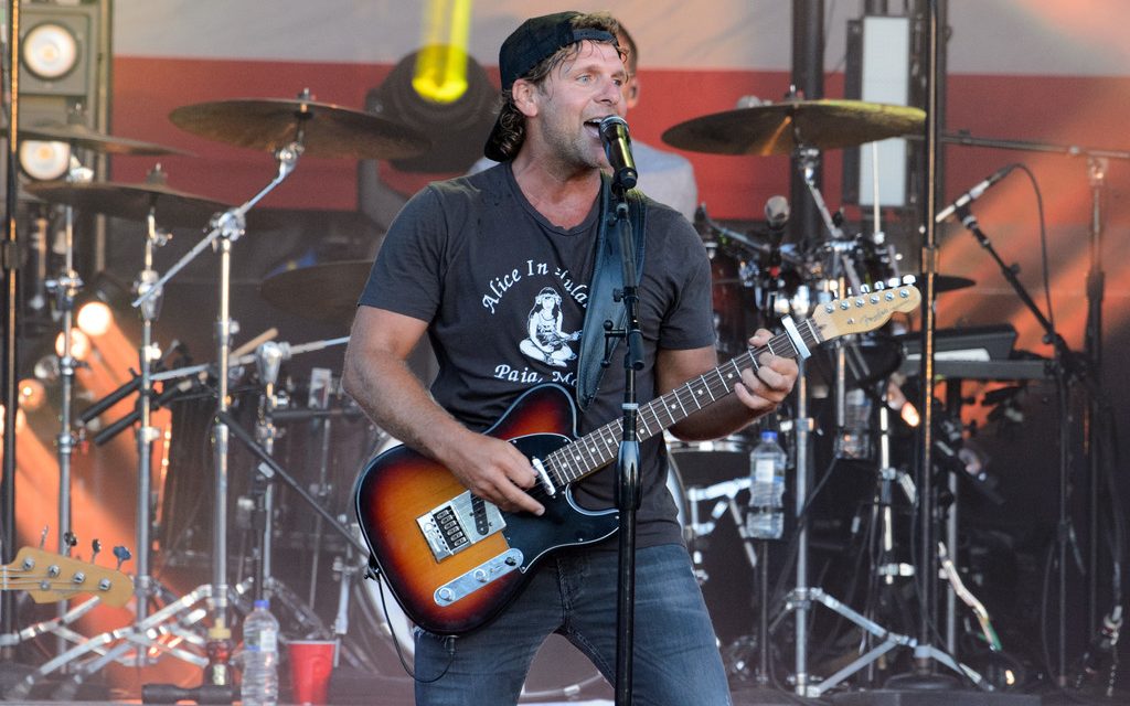 Billy Currington Hits 11th Number 1 Single with “It Don’t Hurt Like It Used To”