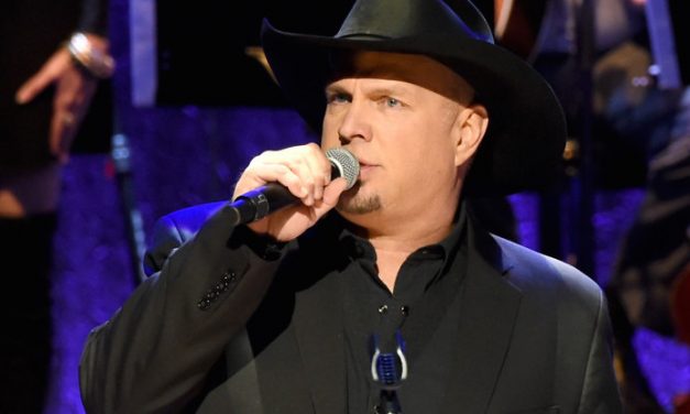 Garth Brooks Adds a Third Concert in Pearl Harbor this December