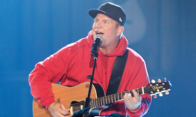 Garth Brooks Set to Perform at Pearl Harbor for the First Time This December