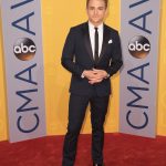 HUNTER HAYES