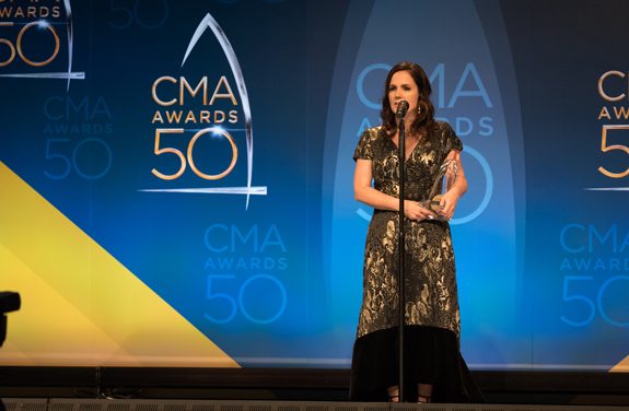 Lori McKenna Wins “Song of the Year” for “Humble & Kind” at the 50th Annual CMA Awards