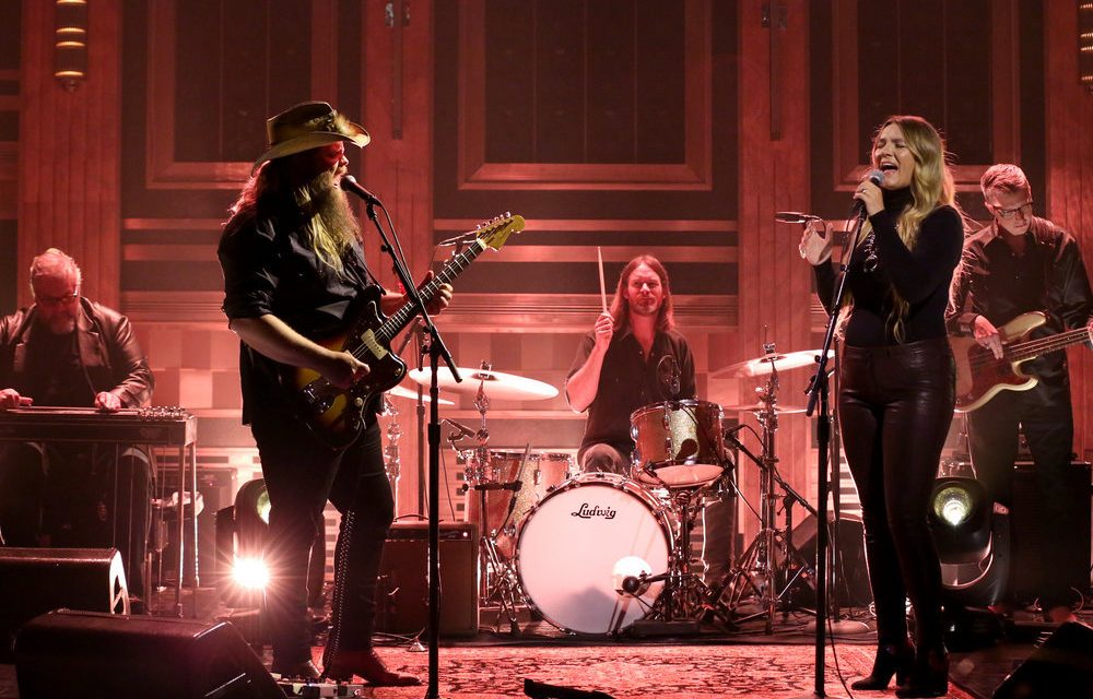 WATCH: Chris and Morgane Stapleton Perform “You Are My Sunshine” on Jimmy Fallon