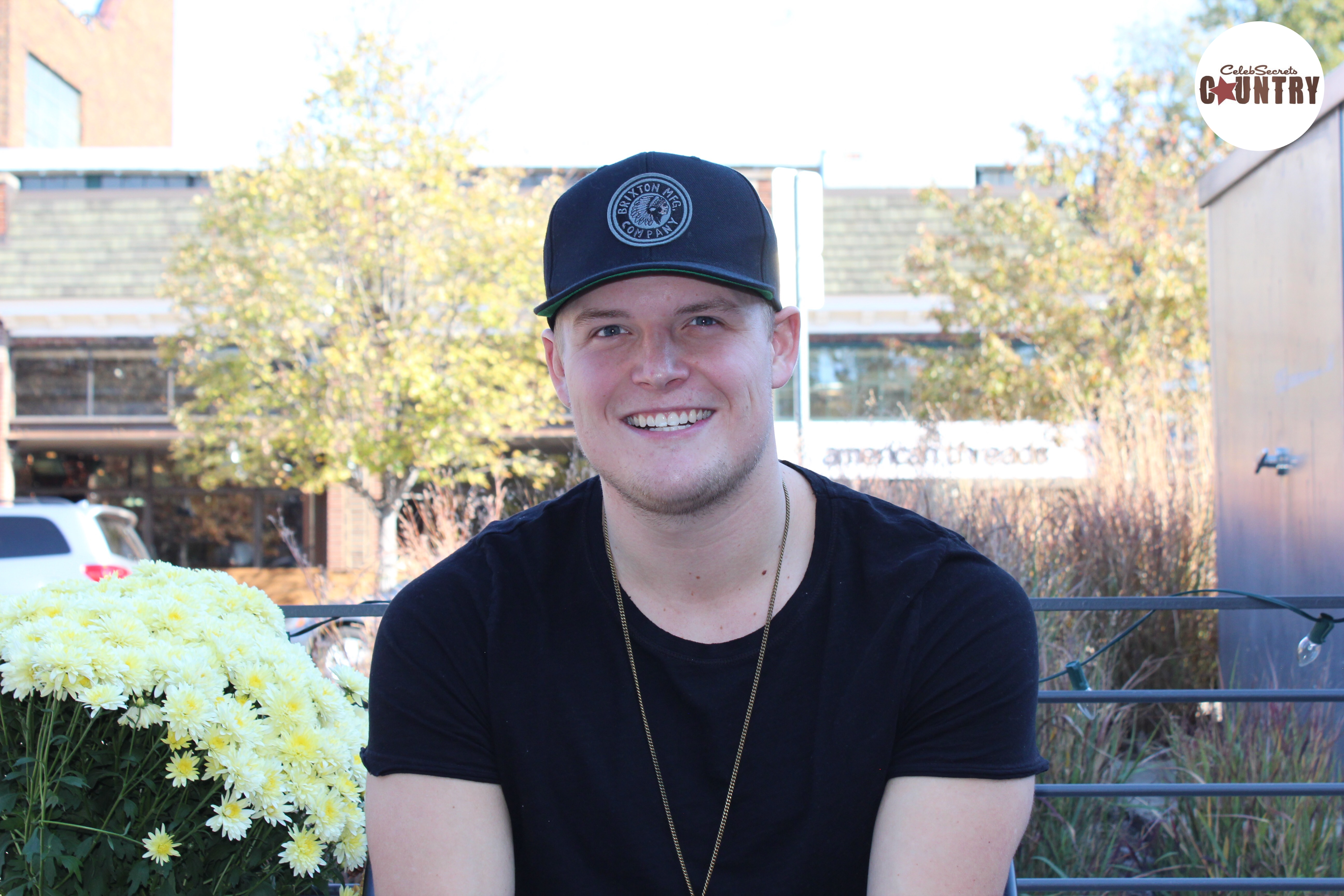 VIDEO: Spencer Crandall Talks “Do It All Again” and Moving to Nashville SPENCER CRANDALL