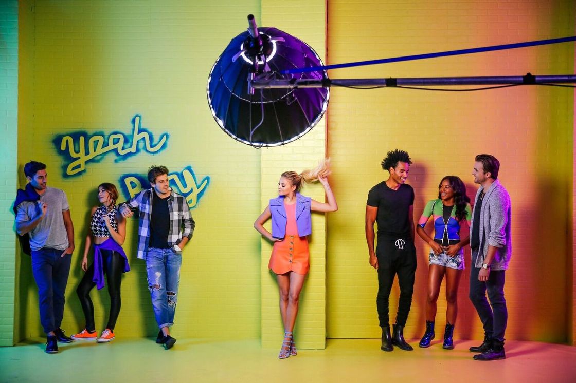 Kelsea Ballerini Takes Us Back to the 90s with “Yeah Boy” Music Video – Watch Kelsea Ballerini Takes Us Back to the 90s with “Yeah Boy” Music Video – Watch