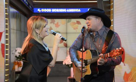 Garth Brooks is Headed to the Prudential Center with Trisha Yearwood this December