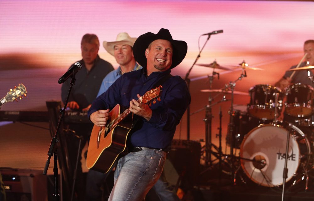 Garth Brooks Adds Another Concert in Philadelphia Due to Overwhelming Support