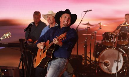 Garth Brooks Breaks His Las Cruces Record in Under 40 Minutes