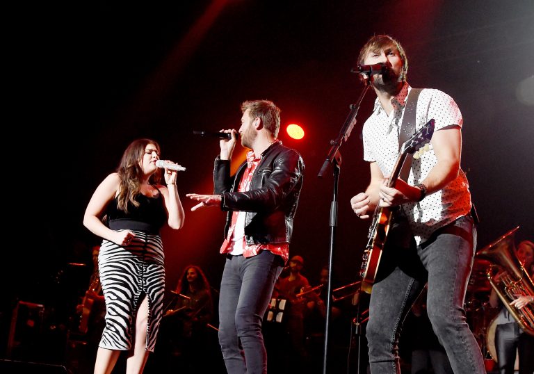 5th ACM Party for a Cause – Complete Lookbook