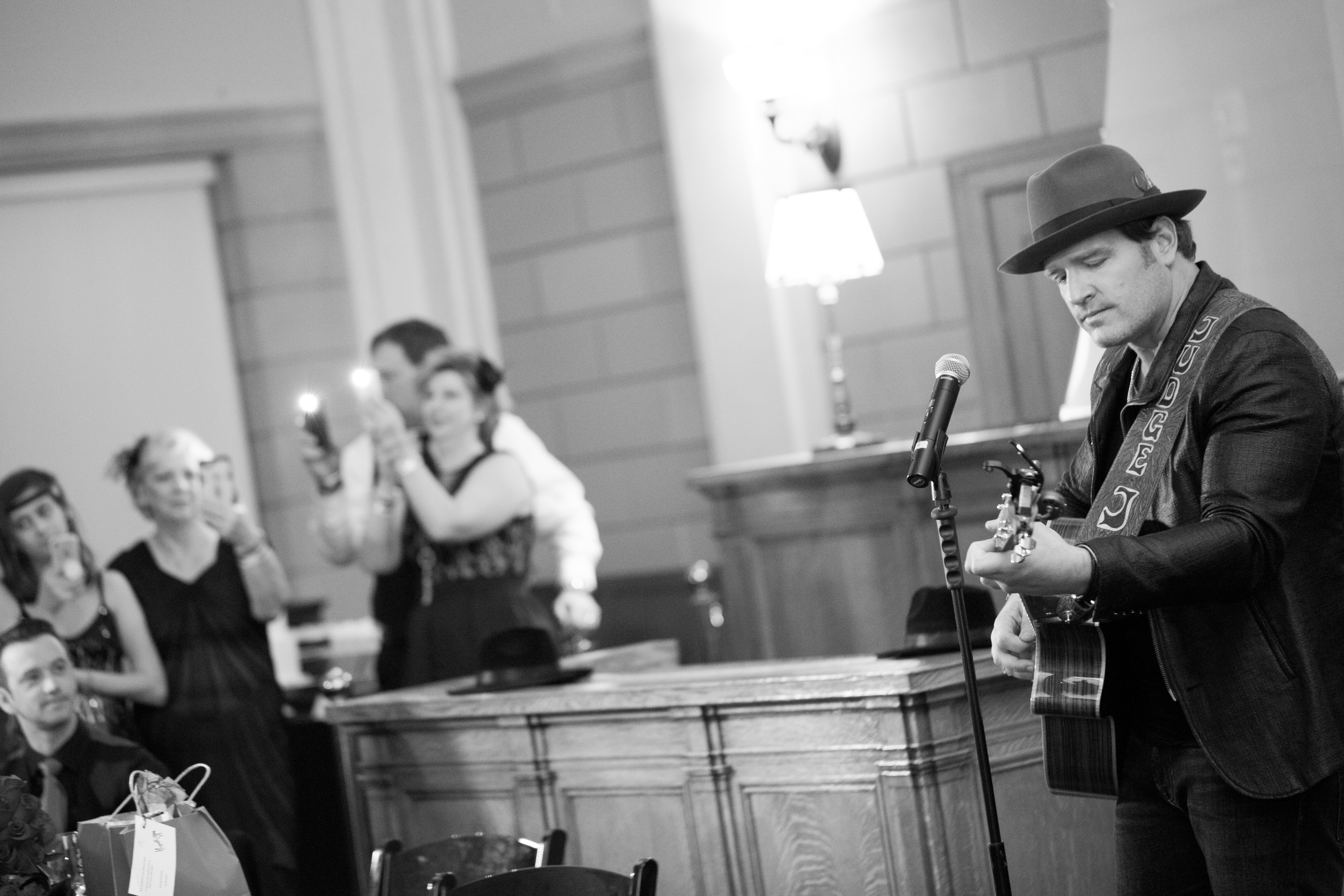 The Mob Museum_Patrick Gary and Suni Hawksworth_Performance_Credit Shaun Bruscher