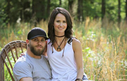 Brantley Gilbert and Wife Amber are Expecting a Child!