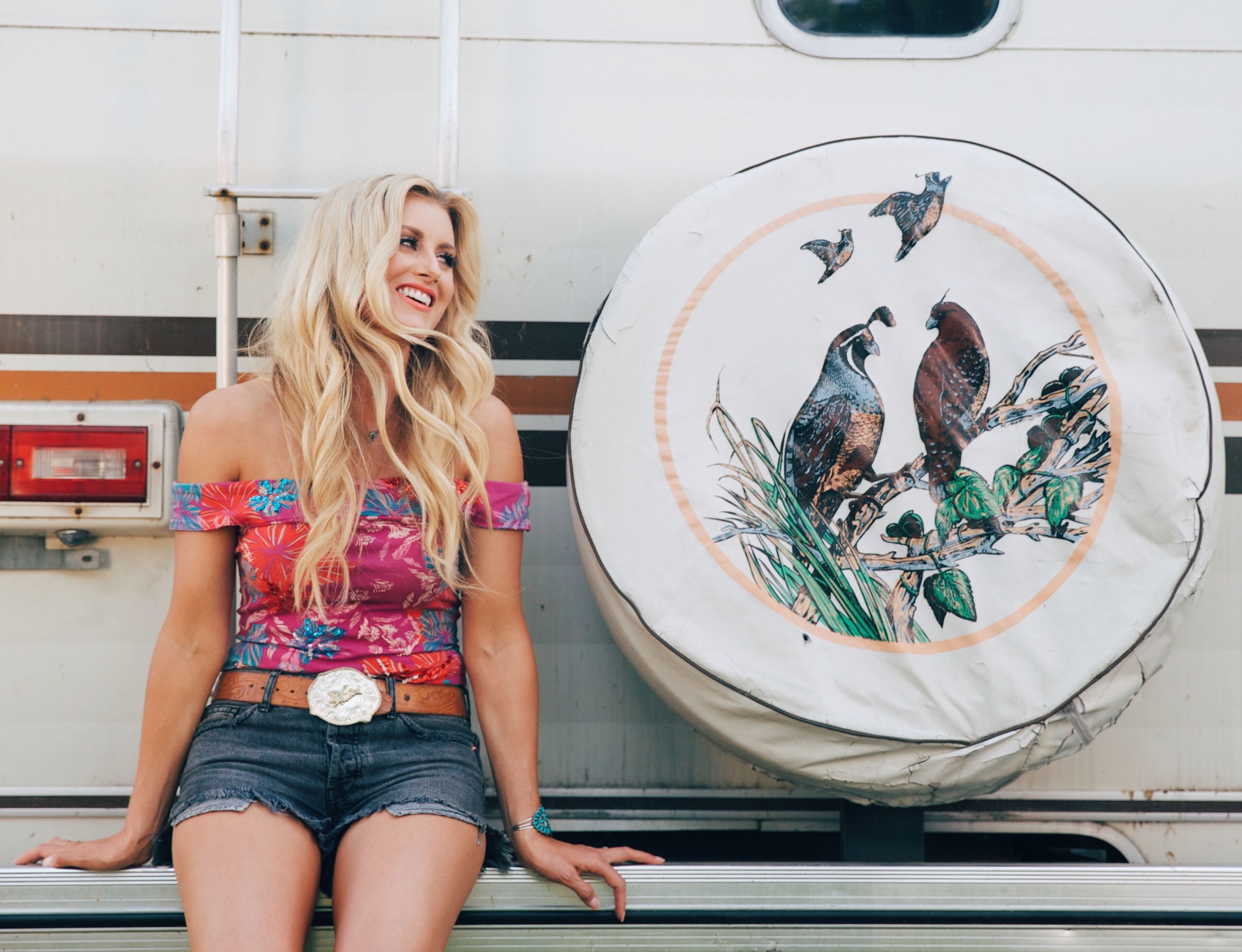 Stephanie Quayle Dishes on Filming “Winnebago” Music Video – Exclusive!