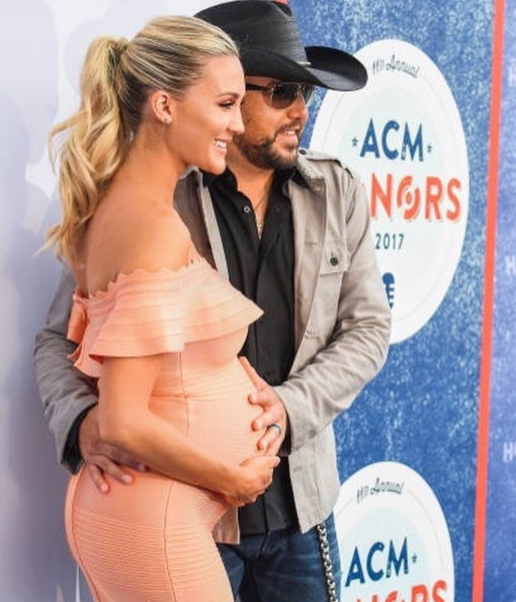 5 photos to remind us Jason and Brittany Aldean are GOALS