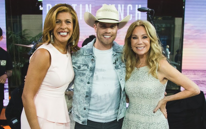 WATCH: Dustin Lynch Performs “Small Town Boy” on the TODAY Show