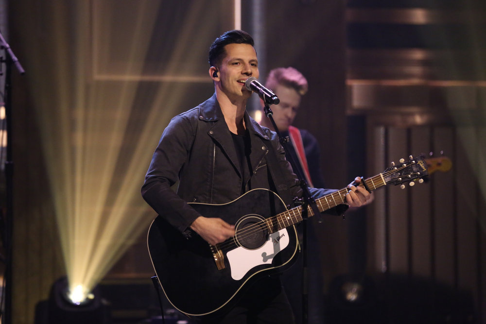 Devin Dawson Performs “All On Me” on The Tonight Show – Watch Now!