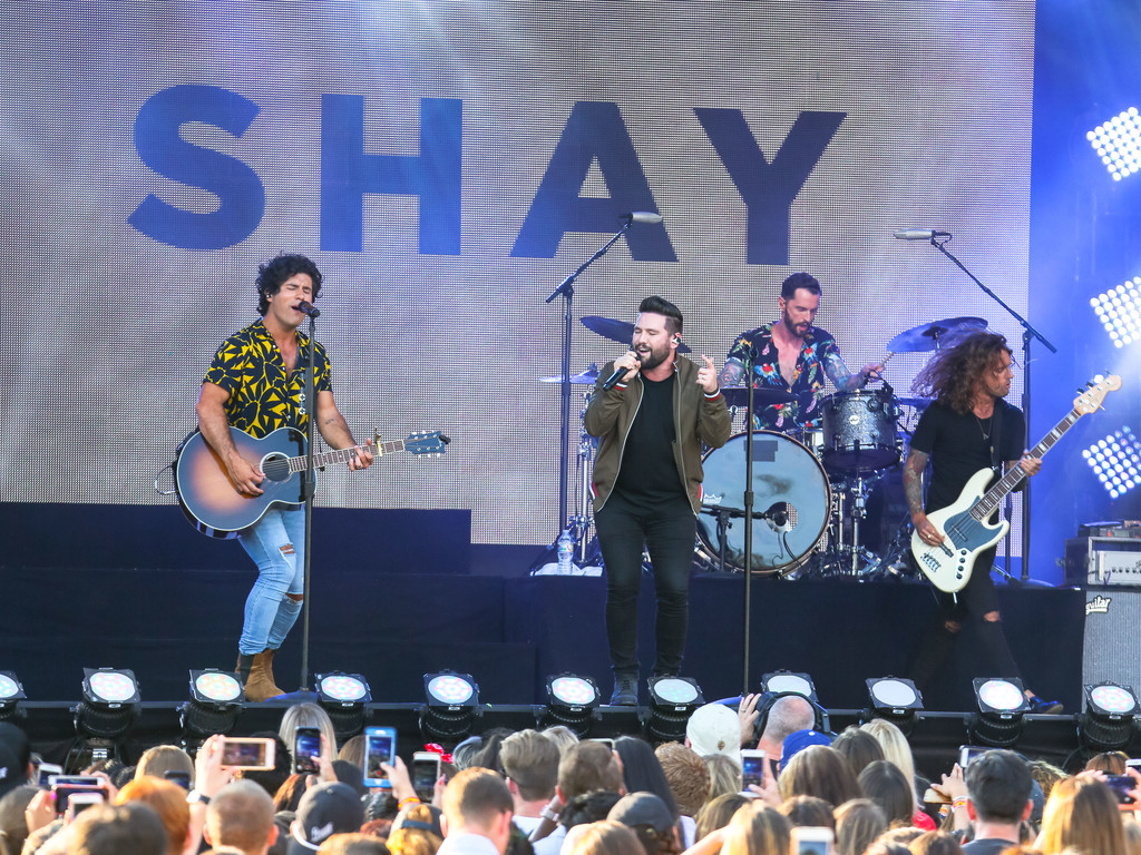 Dan + Shay Bring Summer Anthems “Tequila” and “Speechless” to Jimmy Kimmel