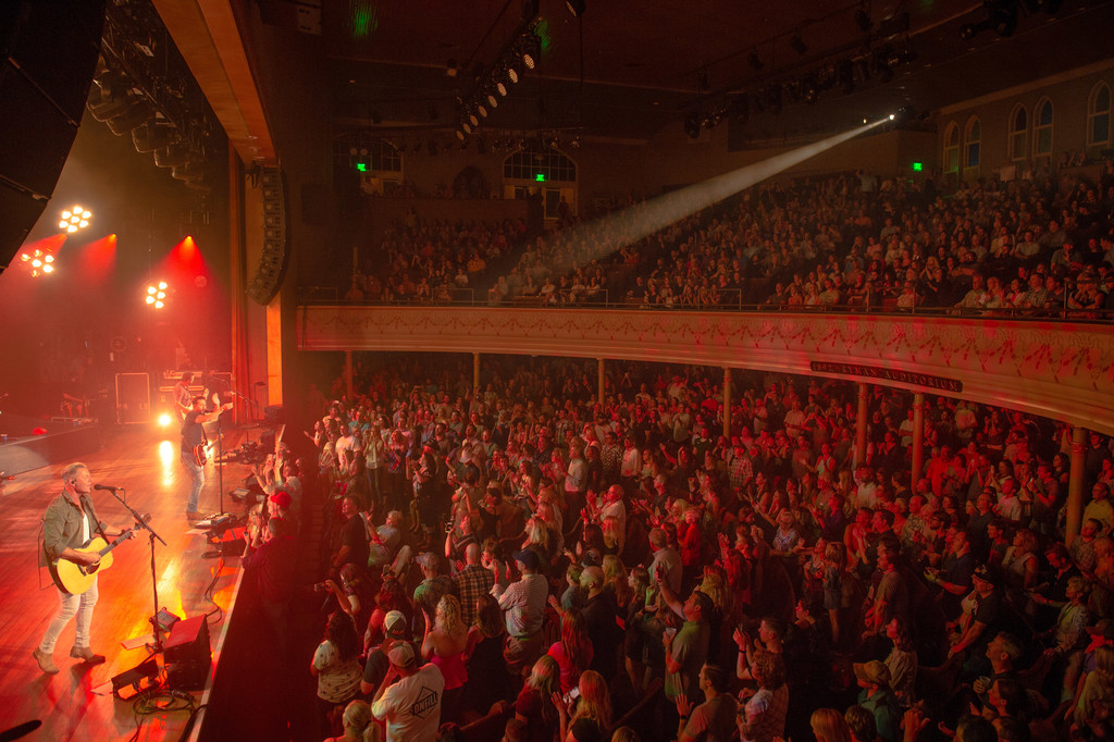 Old Dominion Host ‘An Evening with Friends’ at Historic Ryman Auditorium