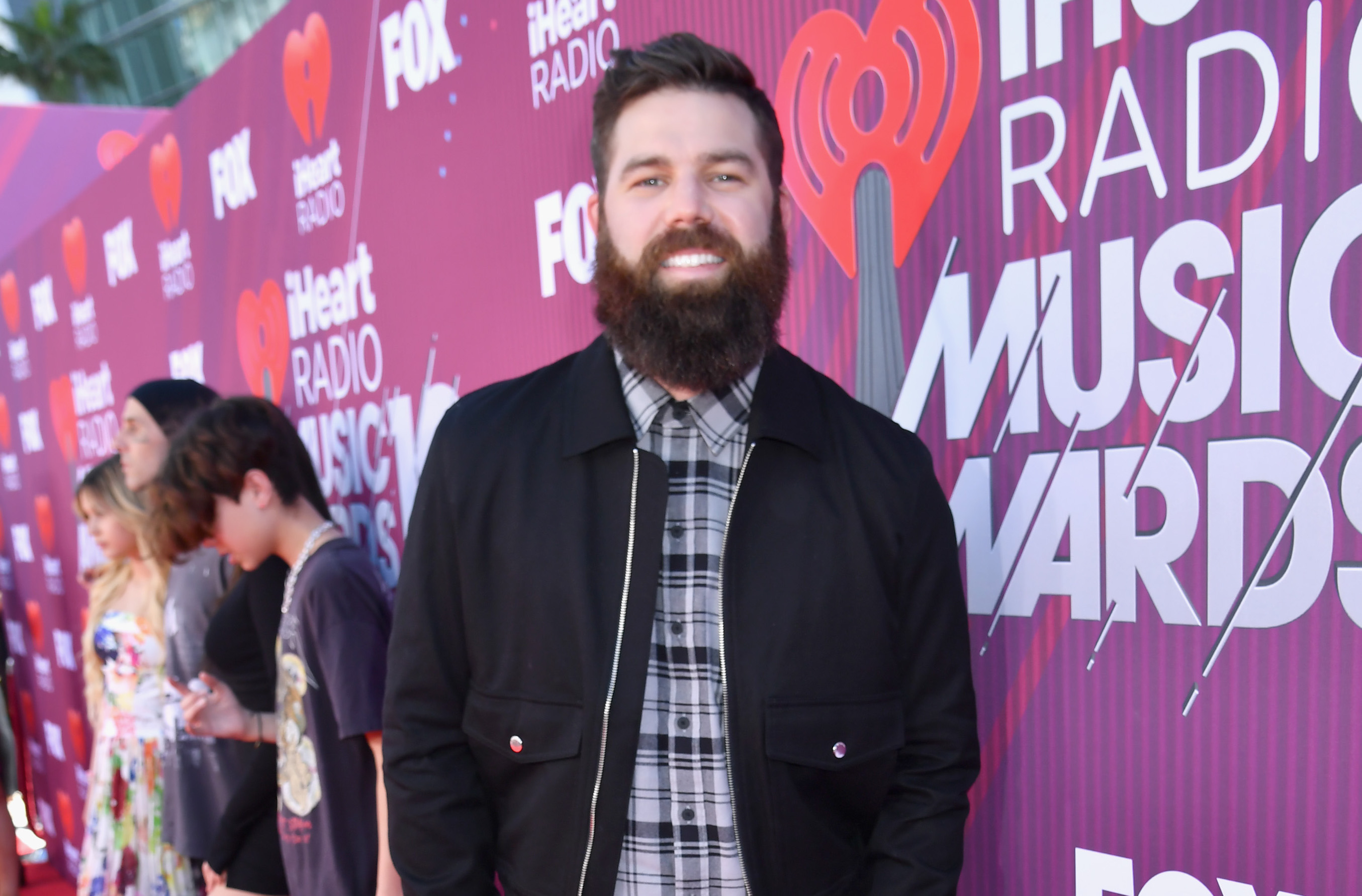 Jordan Davis Wins ‘Best New Country Artist’ at the 2019 iHeartRadio Music Awards