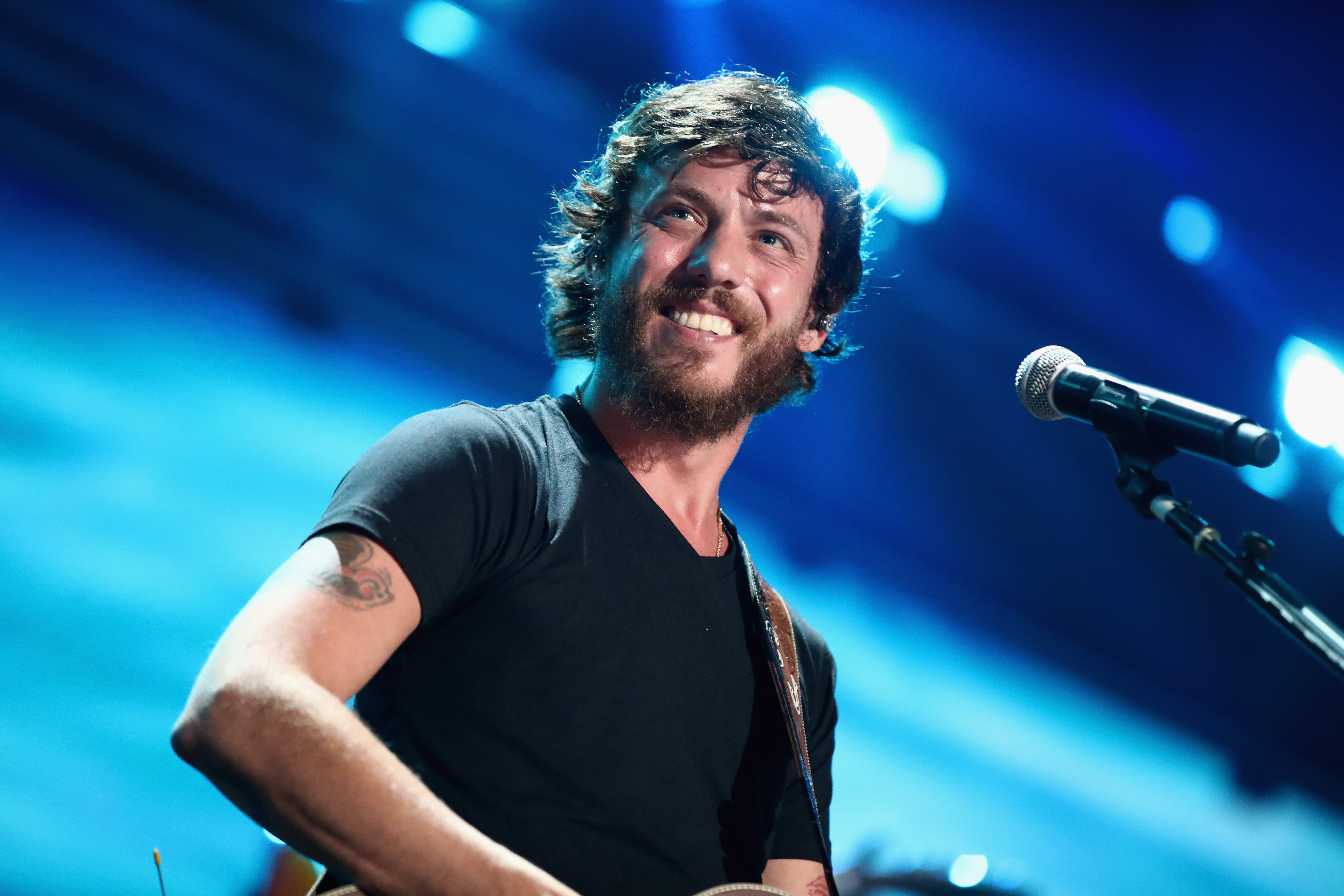 Chris Janson is All For Spreading “Good Vibes” with New Music