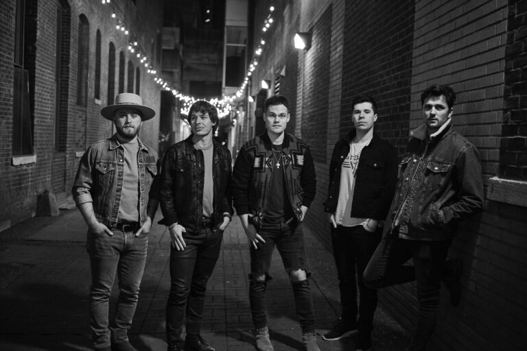 King Calaway Embarks On New Musical Chapter With Recently Released EP, ‘Midnight’ – EXCLUSIVE