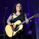watch-ashley-mcbryde-girl-goin-nowhere-tribute-late-acm-exec-lisa-lee-will-rip-your-heart-out
